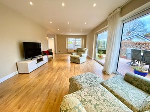 Living Kitchen/Diner- click for photo gallery